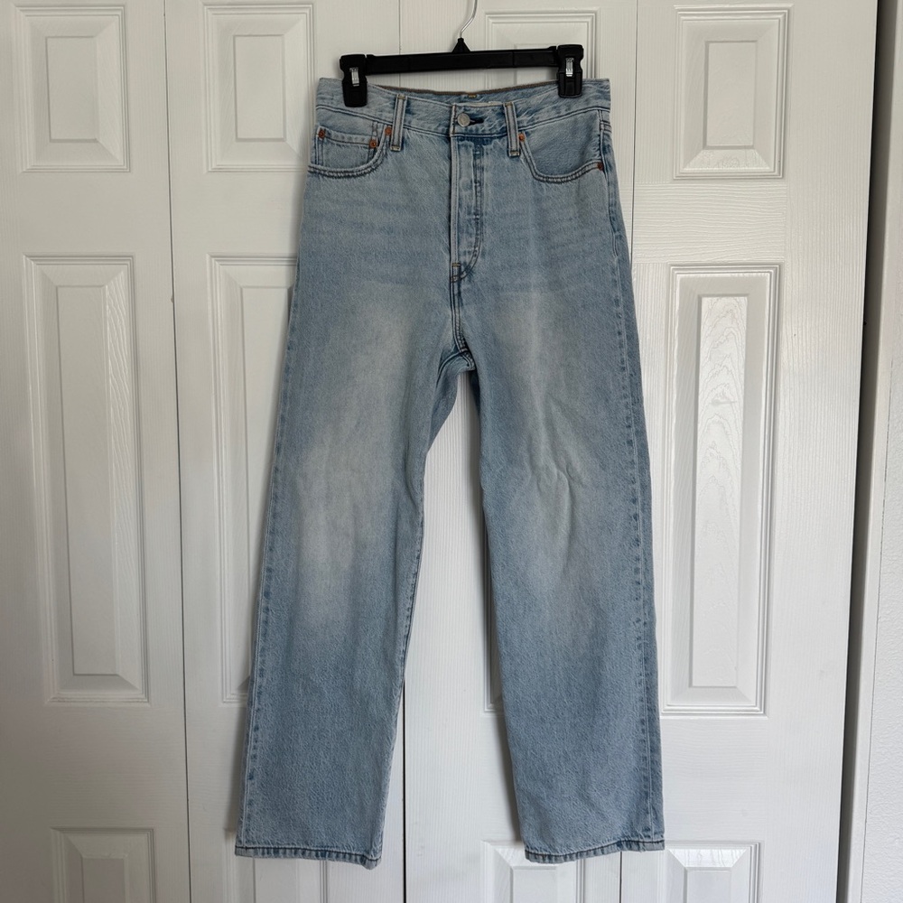 Levis Ribcage Straight Ankle Light Wash Button Fly Jeans Size 28 - Picture 2 of 15